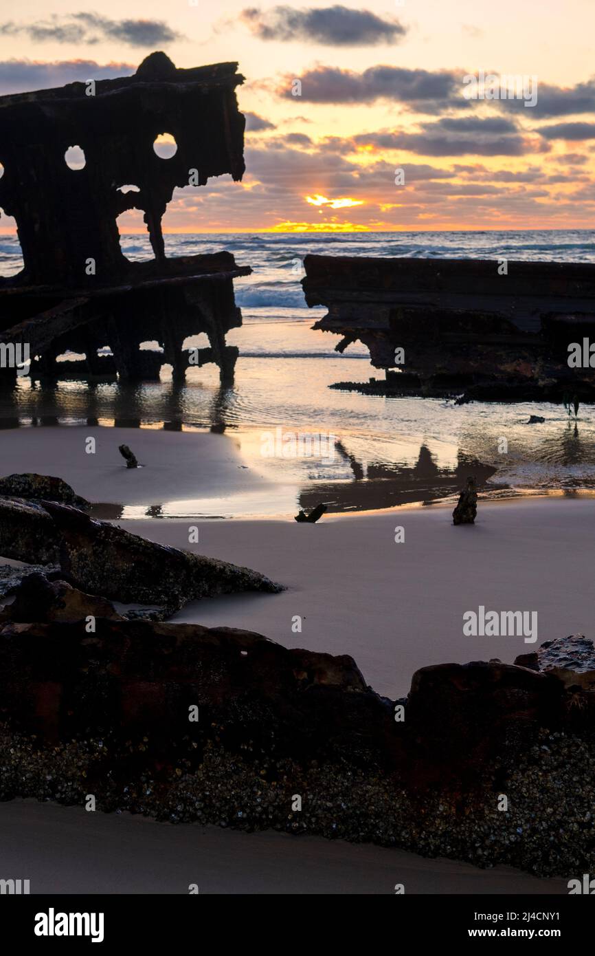 Schiffswrack von Maheno am Eastern Beach auf Fraser Island, Queensland, Australien Stockfoto