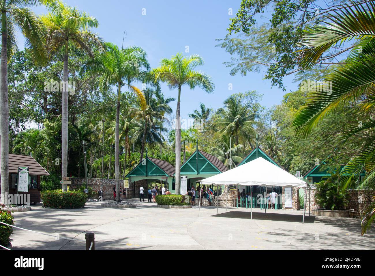 Eintritt zu Dunns River Falls & Park, Ocho Rios, St Ann Parish, Jamaica, Greater Antilles, Karibik Stockfoto