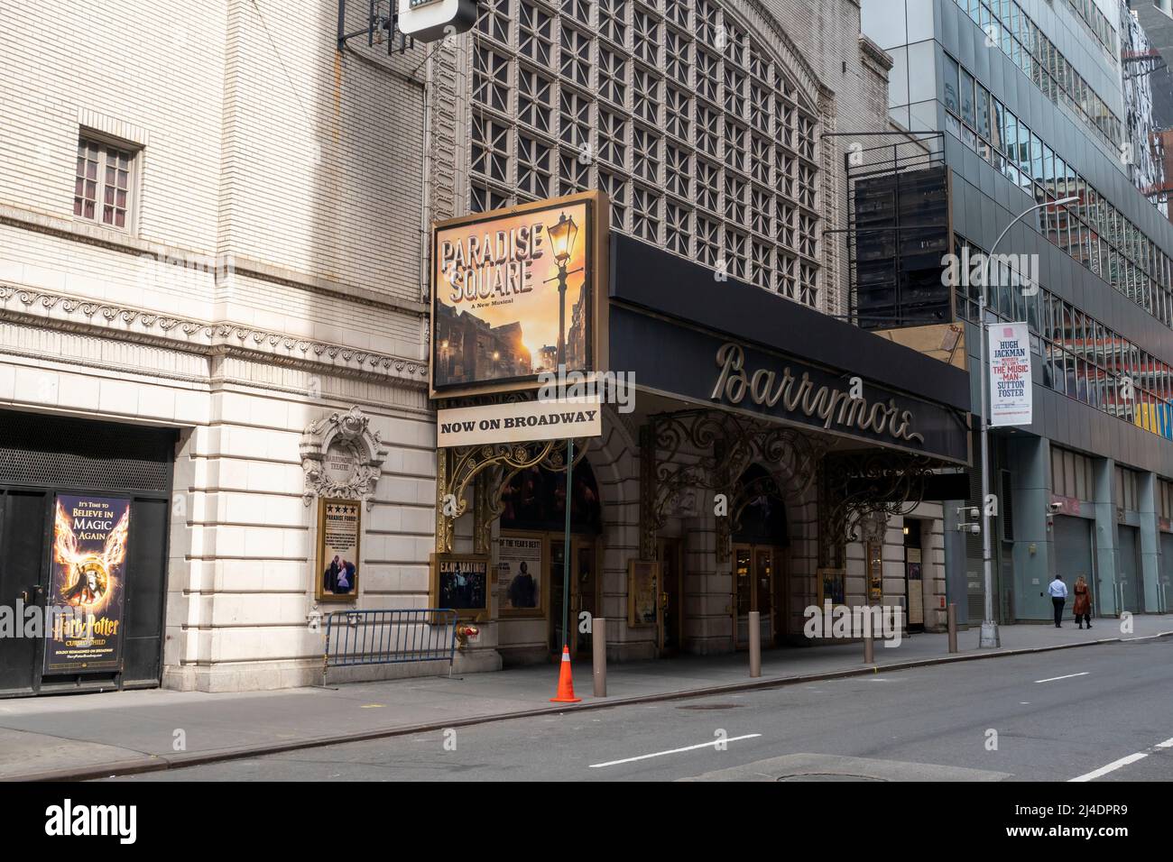 Das Ethel Barrymore Theater, in dem der Paradise Square an einem dunklen Montag, dem 4. April 2022, aufgeführt wird. (© Richard B. Levine) Stockfoto