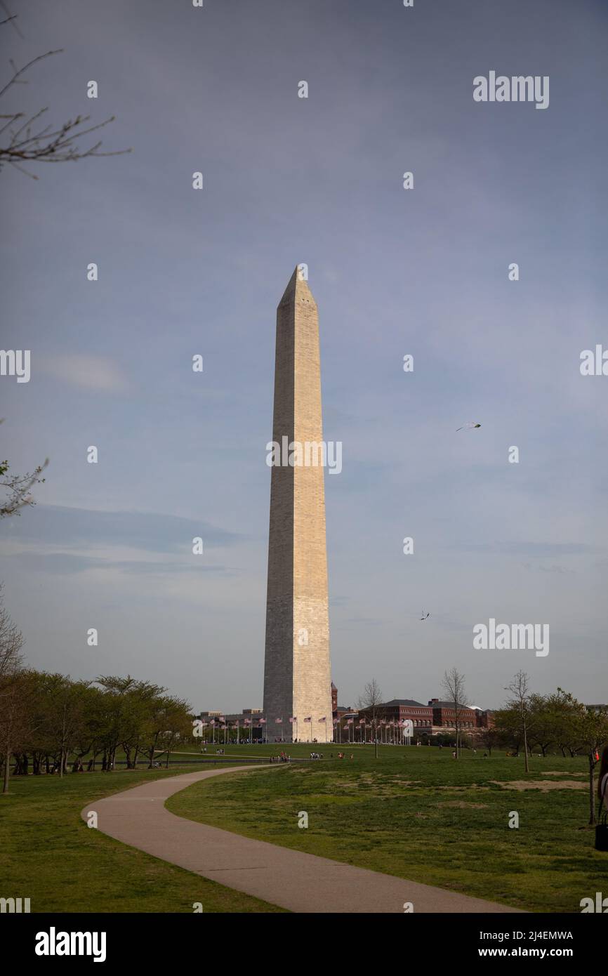 Das Washington Monument an einem schönen Frühlingstag Stockfoto