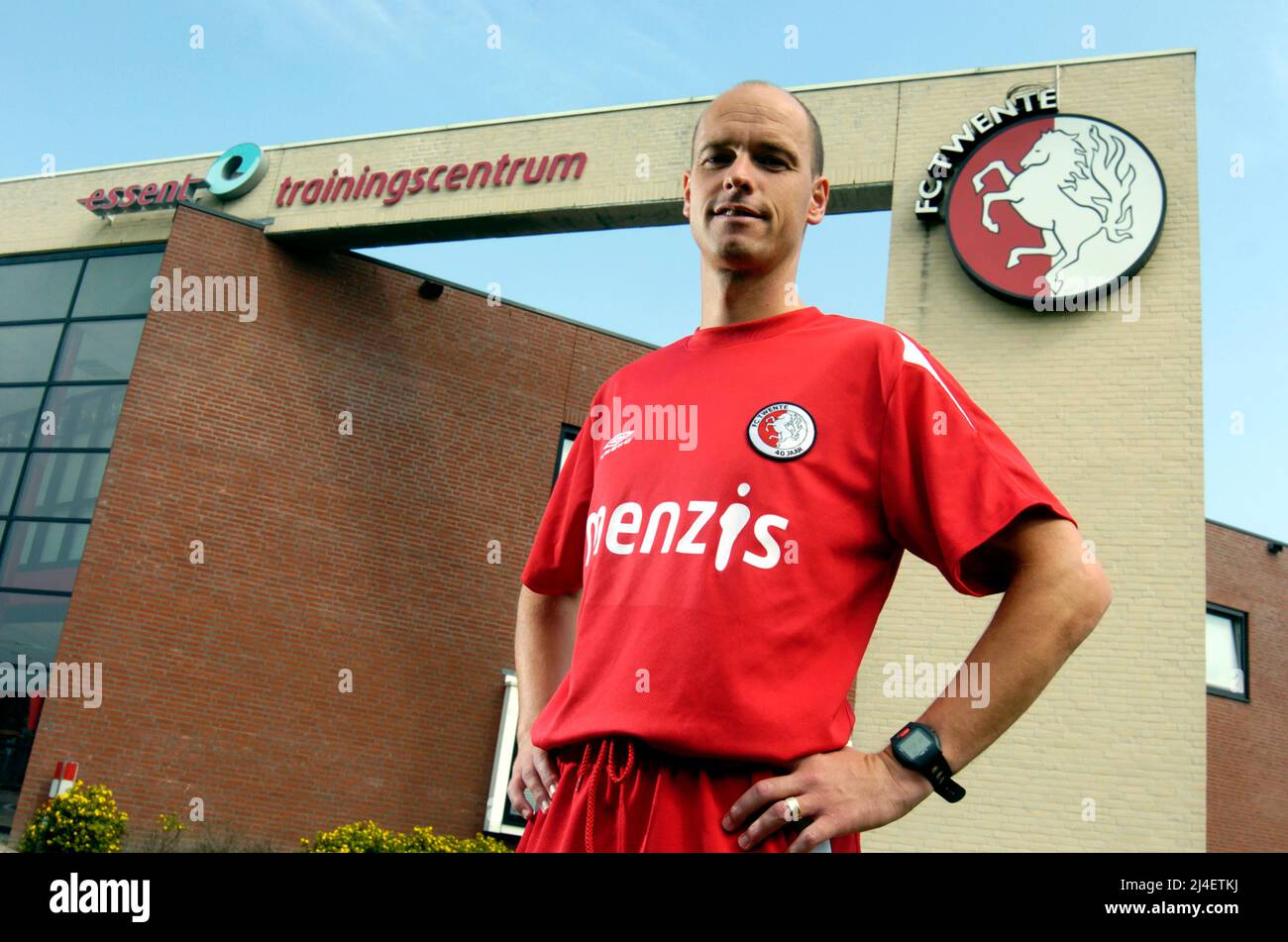 ENSCHEDE, NIEDERLANDE - 09. SEPTEMBER 2005: Fußballtrainer Erik ten Hag 2005, als er Trainingsleiter bei seinem ehemaligen Verein FC Twente war. Im Jahr 2022 war er bec Stockfoto