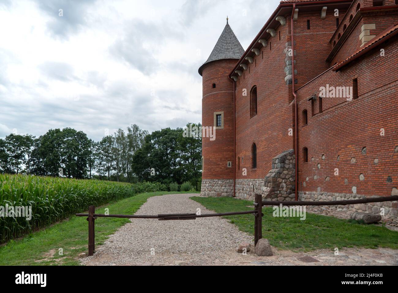 Schloss auf dem Land in einer kleinen Stadt Tykocin in Polen Stockfoto
