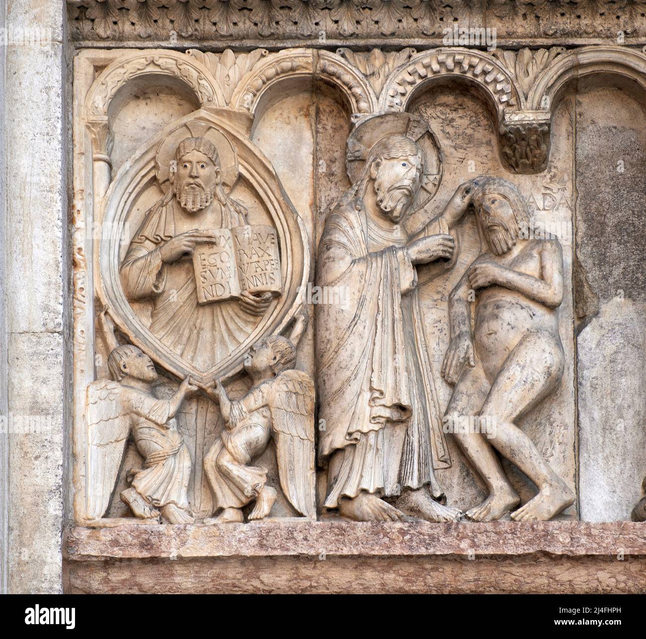 Creazione Di Adamo Wiligelmo Xii Secolo Modena Duomo Stockfotografie Alamy