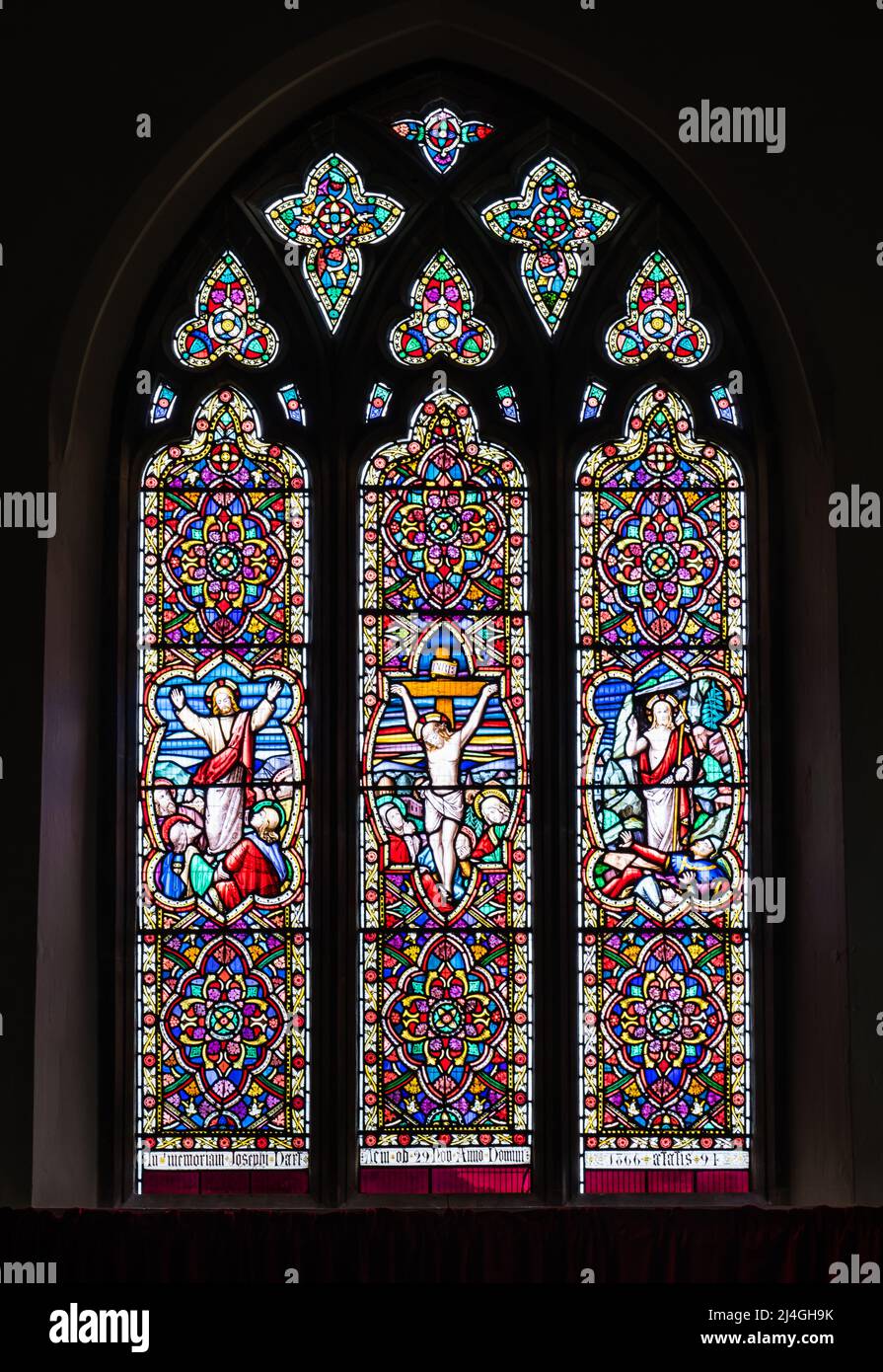 Buntglasfenster in der Allerheiligen-Kirche in Ost-Budleigh. Stockfoto