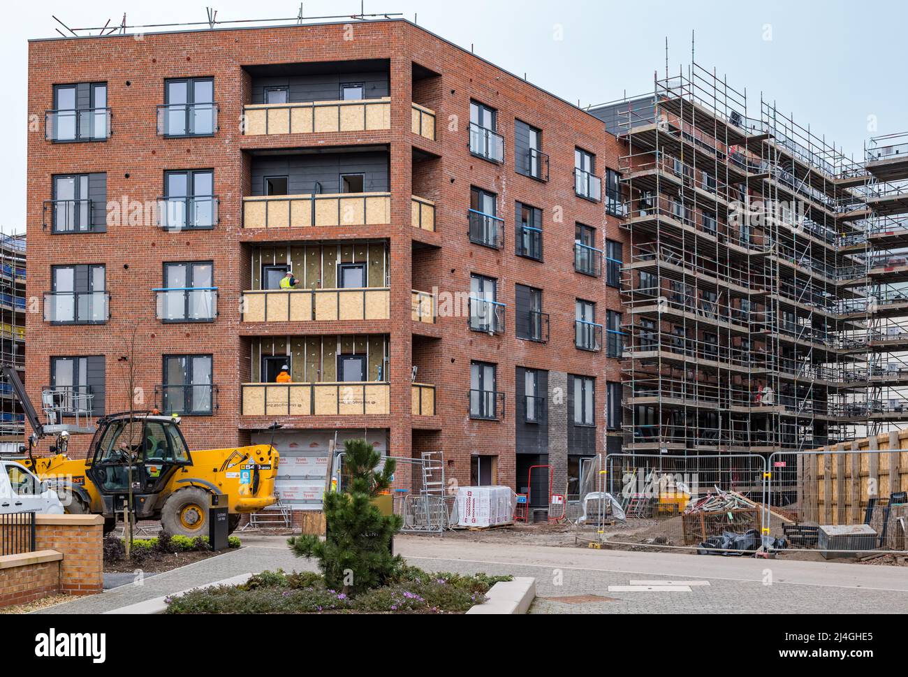 Moderne Cala Homes Wohnblocks im Bau, Waterfront Plaza, Leith, Edinburgh, Schottland, VEREINIGTES KÖNIGREICH Stockfoto