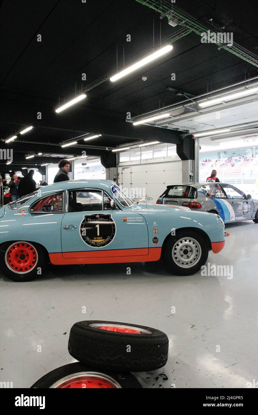 1965 Porsche 356 SC vorbereitet für Masters Historic Racing auf dem Circuit of Catalonia, Barcelona, Spanien Stockfoto