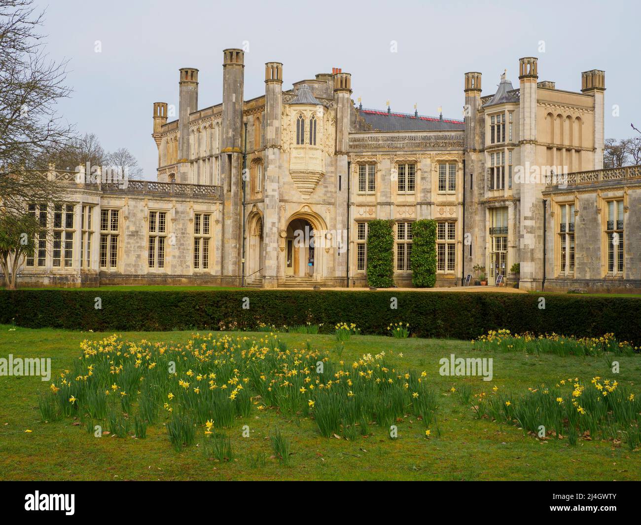 Highcliffe Castle wurde als das wohl wichtigste erhaltene Haus des romantischen und malerischen Architekturstils beschrieben, Highcliffe, Stockfoto