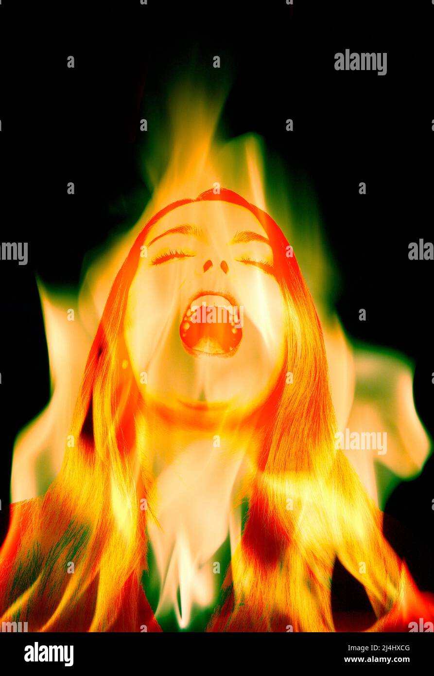 Frau in Flammen schreiend, konzeptuelles Bild Stockfoto