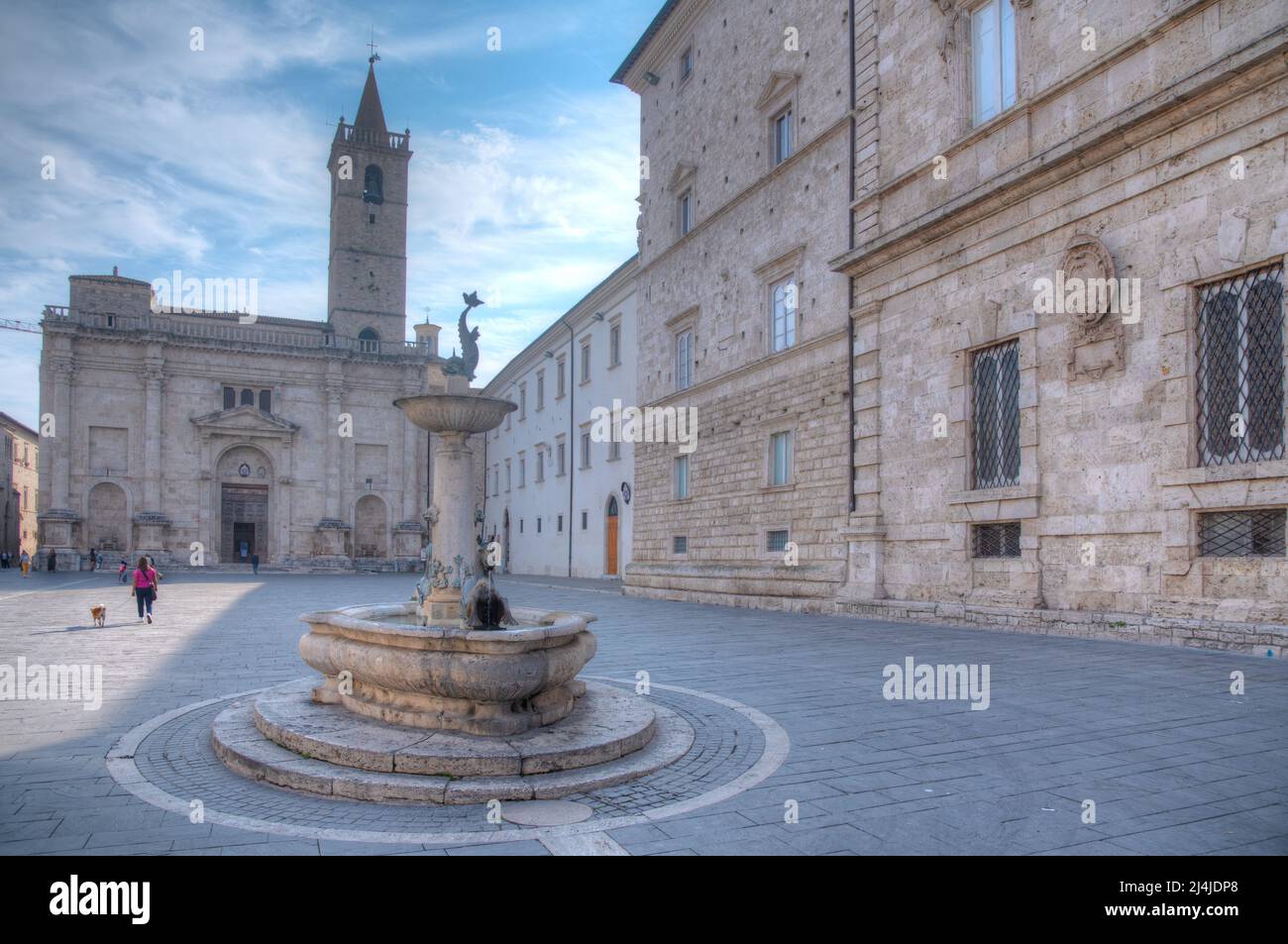 Kathedrale in der italienischen Stadt Ascoli Piceno. Stockfoto