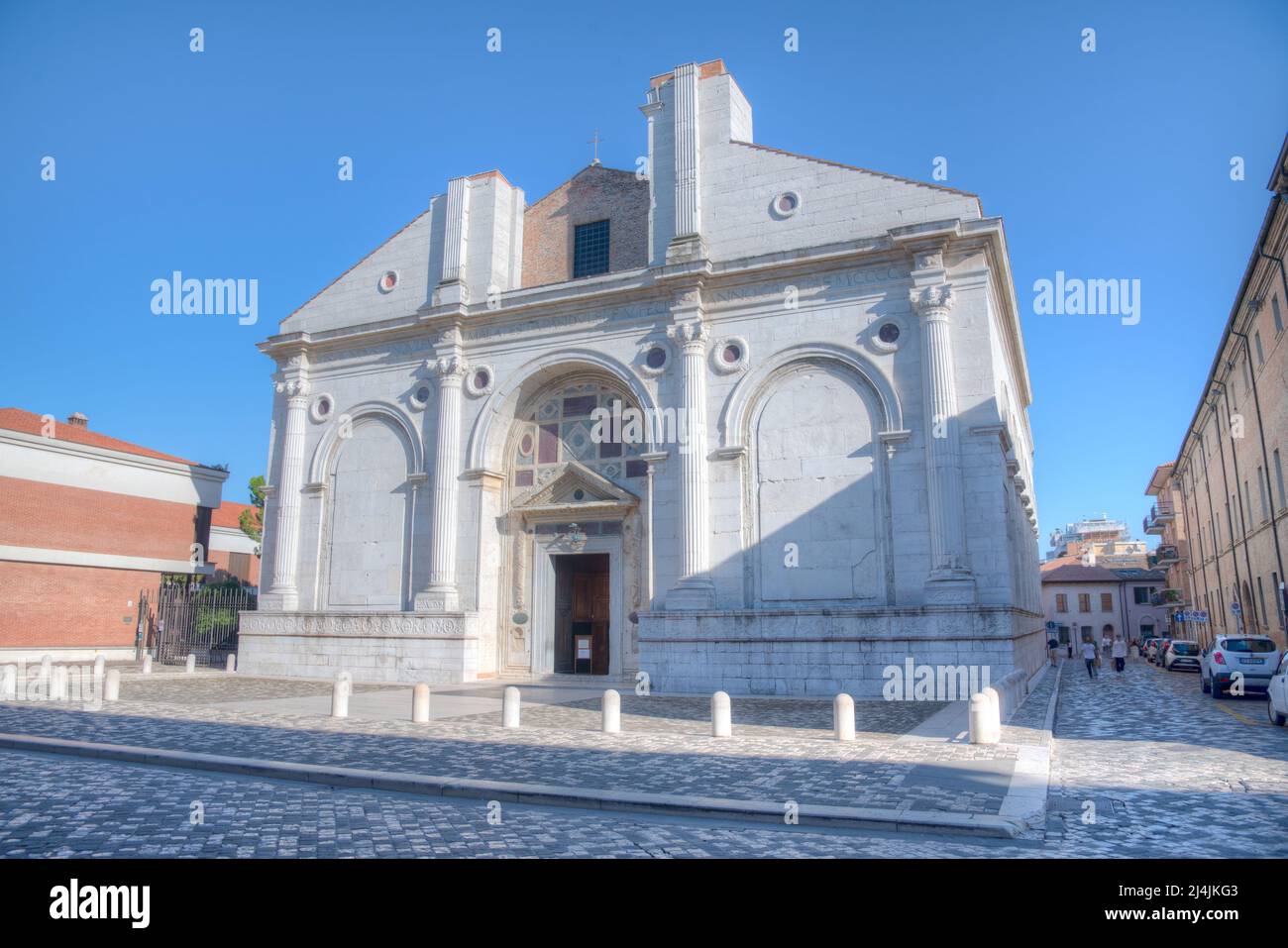 Der Tempio Malatestiano (italienischer Malatesta-Tempel) ist die Kathedrale von Rimini, Italien. Stockfoto