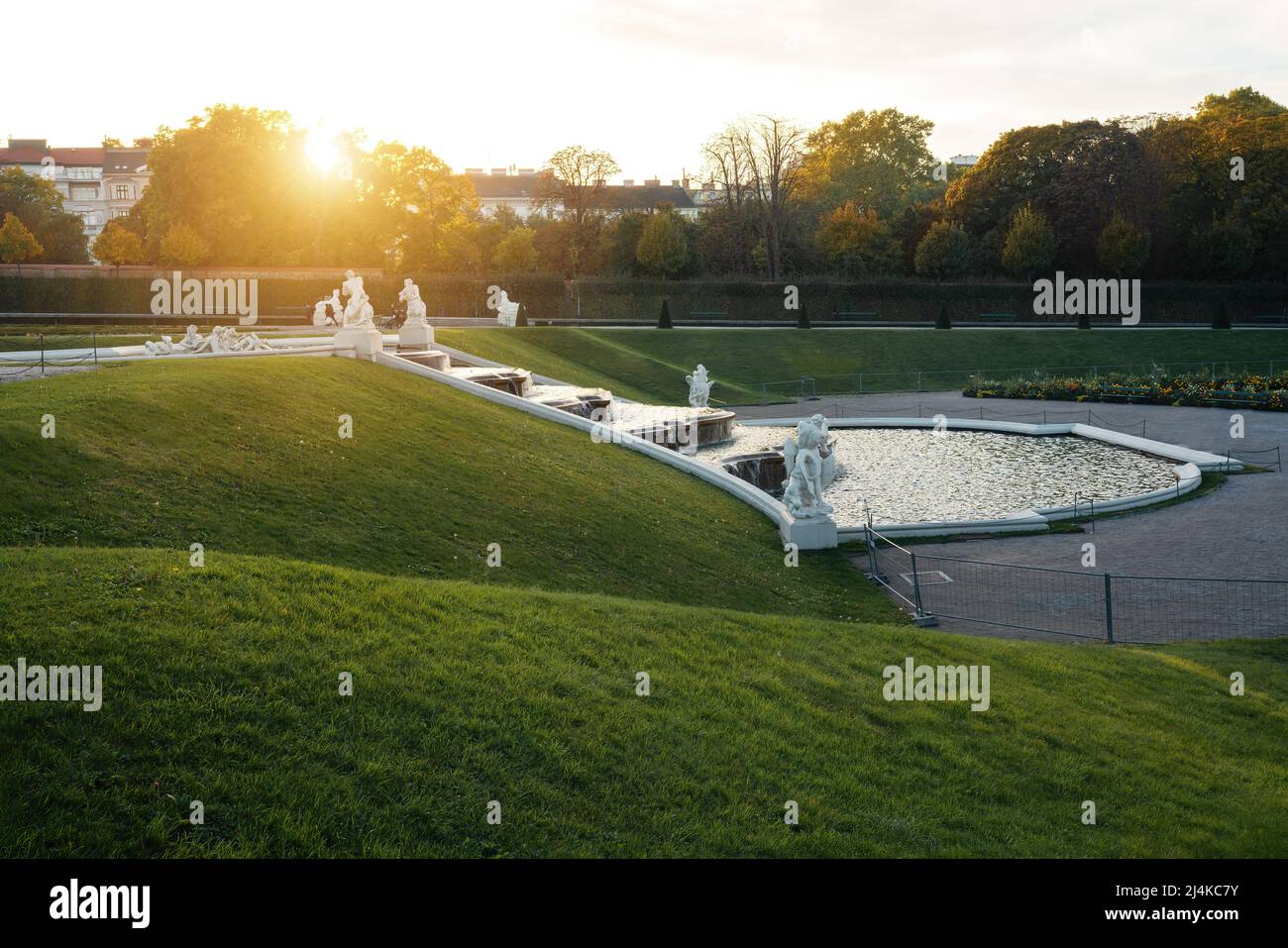 Kaskadenbrunnen im Schloss Belvedere - Wien, Österreich Stockfoto