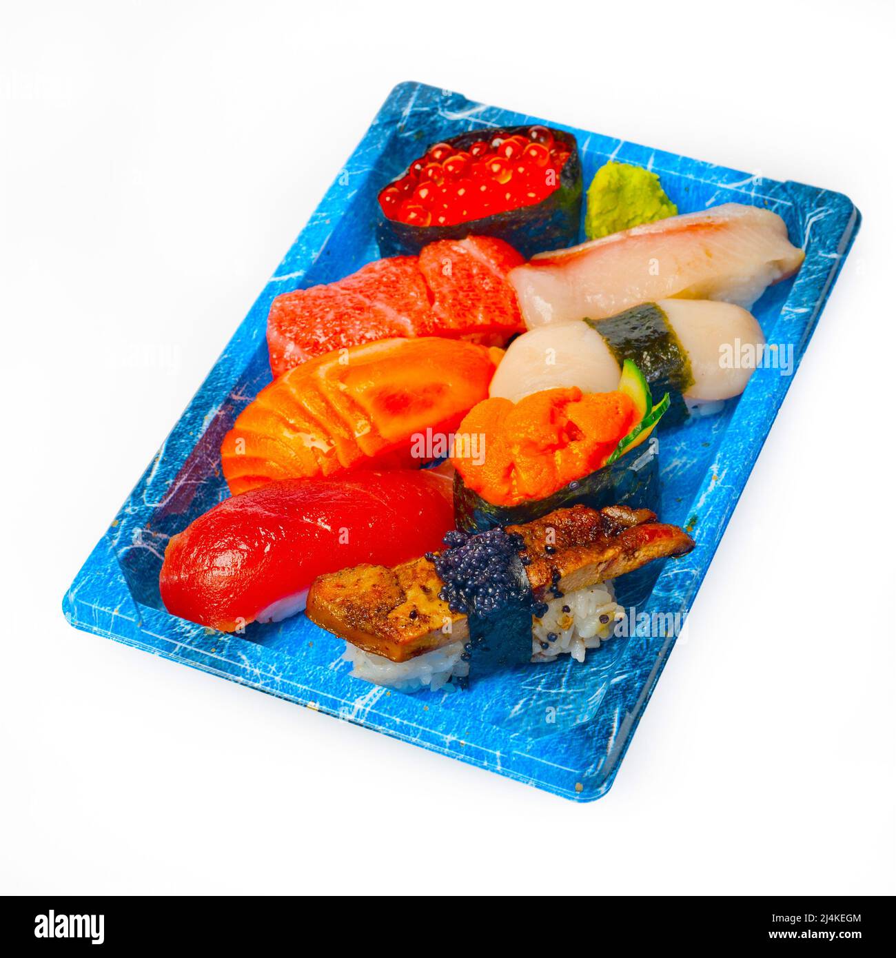 nehmen Sie Auswahl an frischen Sushi express auf Kunststoff-Tablett Stockfoto