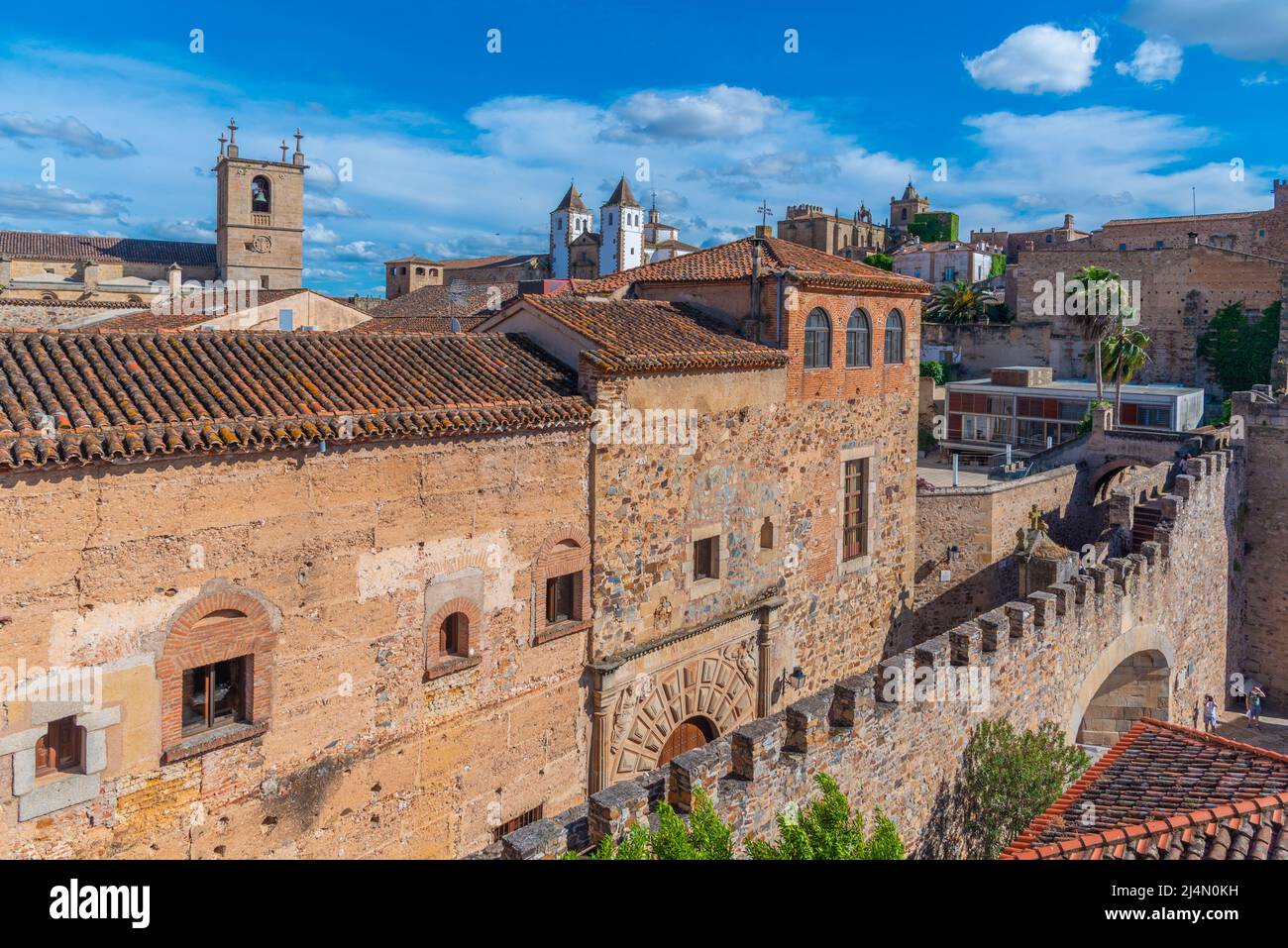 Arco de la estrella Tor in der spanischen Stadt Caceres Stockfoto