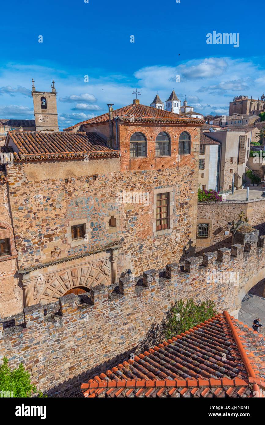 Arco de la estrella Tor in der spanischen Stadt Caceres Stockfoto
