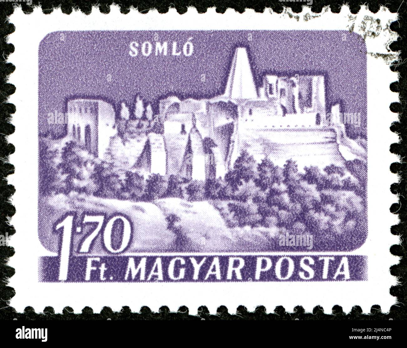 UNGARN UM 1960 Eine in Ungarn gedruckte Briefmarke, die das Schloss