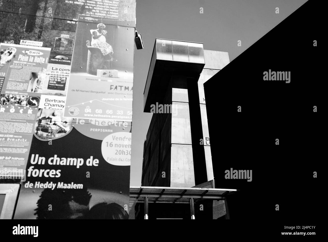 Théâtre de l'Archipel / Theater Archipel in Perpignan das moderne Theatergebäude in Katalonien, l'Archipel ein ikonisches Gebäude in Perpinyà Stockfoto