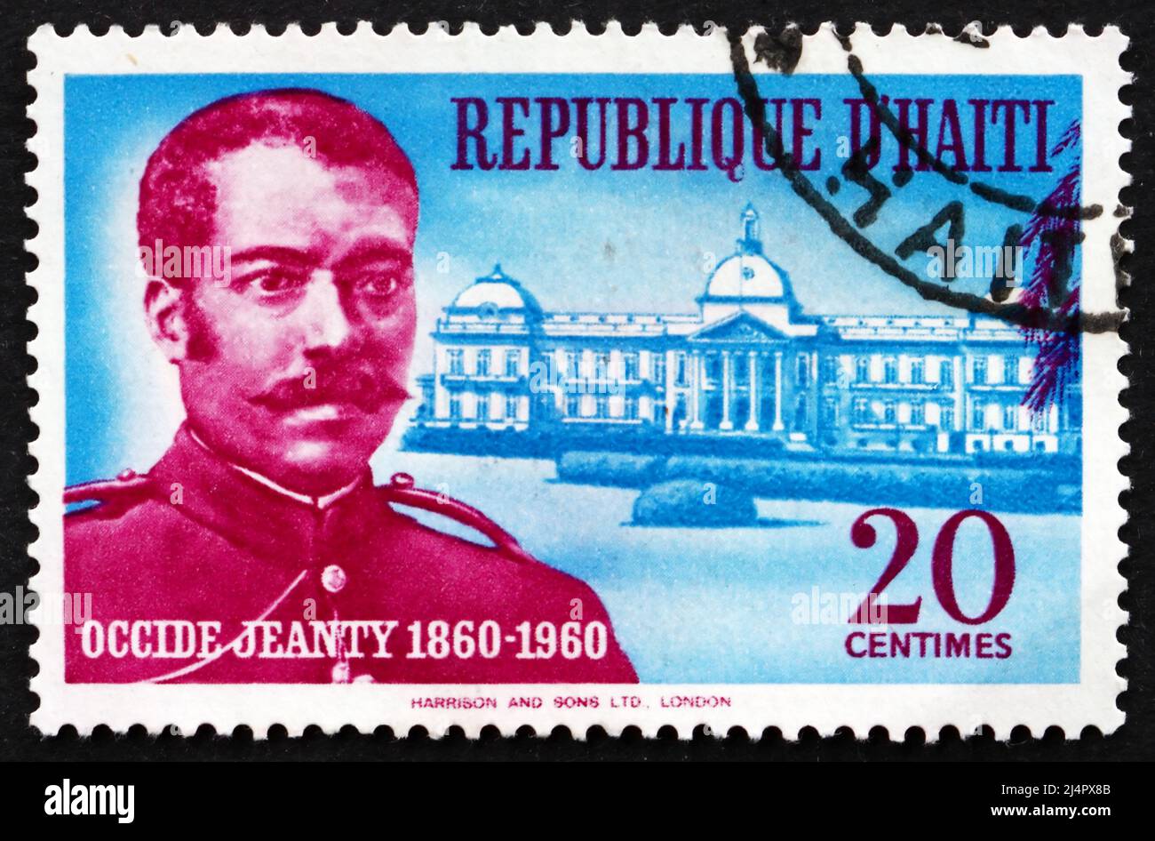 HAITI - UM 1960: Eine in Haiti gedruckte Briefmarke zeigt Occide Jeanty und National Capitol, 100. Geburtstag von Occide Jeanty, Komponist, um 1960 Stockfoto