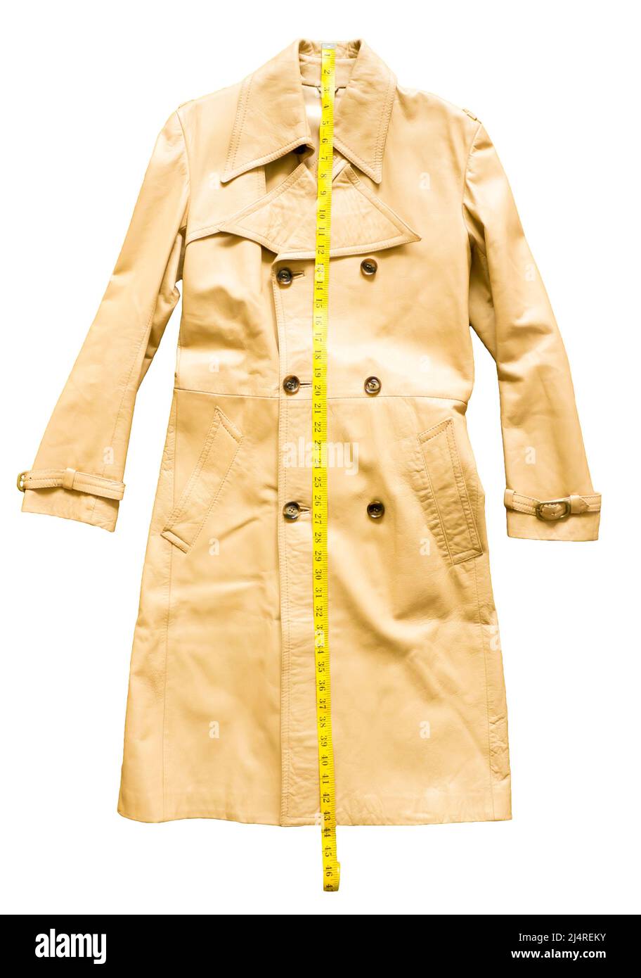 Beigefarbener Herrenmantel aus Leder. Stockfoto