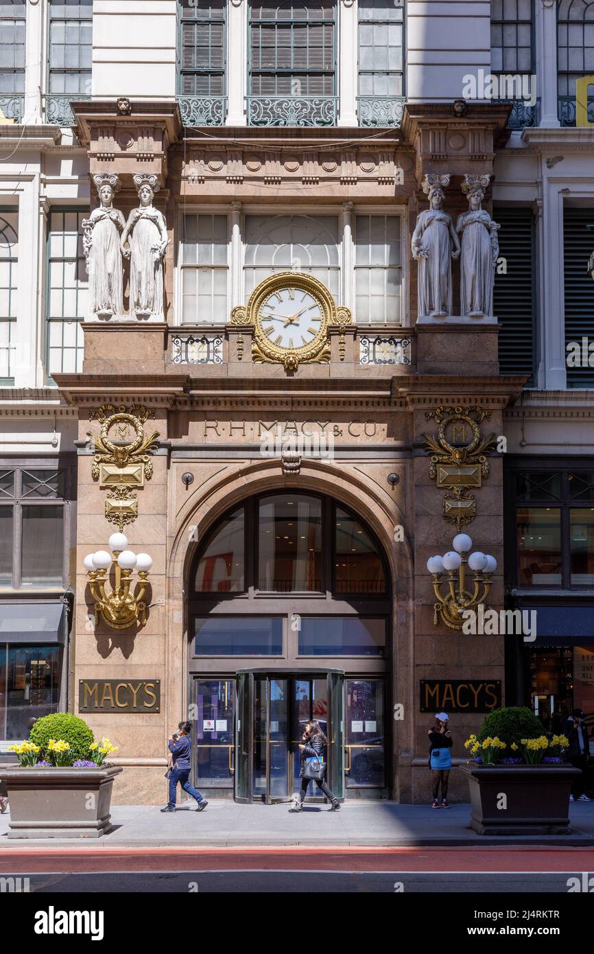 Macy's Department Store, Flagship-Store, das größte Kaufhaus der Welt,  Herald Square, Midtown Manhattan, New York, NY, USA Stockfotografie - Alamy