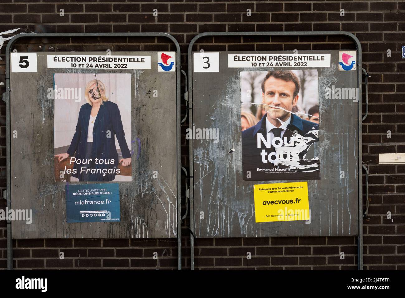 Offizielle Vorstände für die französischen Präsidentschaftswahlen 2022 in Frankreich, zweite Runde Stockfoto