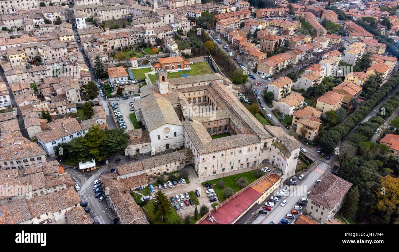 Kirche des heiligen Petrus, Chiesa di San Pietro, Gubbio, Provinz Perugia, Italien Stockfoto