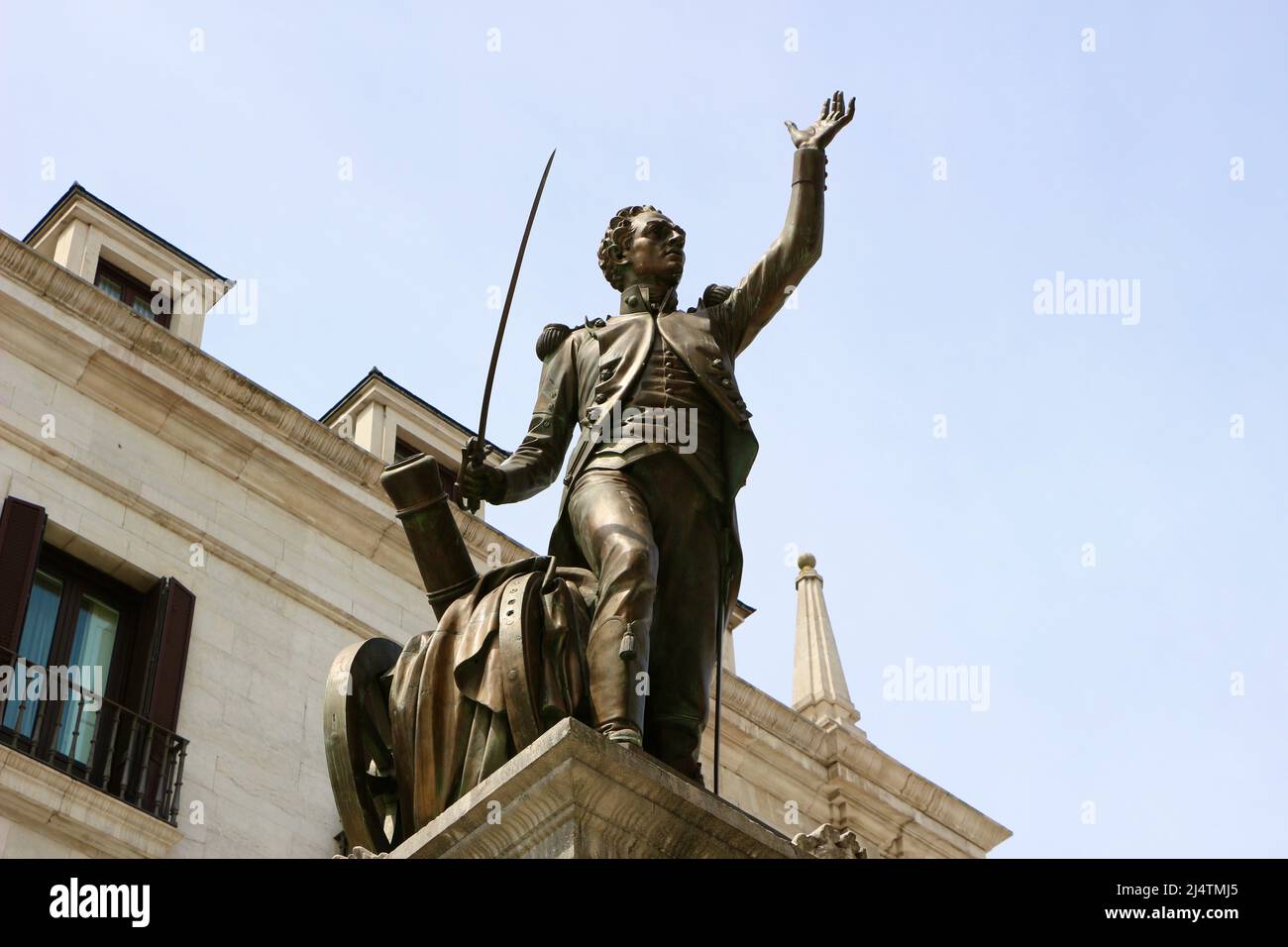 Bronzestatue von Pedro Velarde y Santillán Held des Aufstands von 1808 gegen Napoleons Besetzung Spaniens Plaza Porticada Santander Spanien Stockfoto