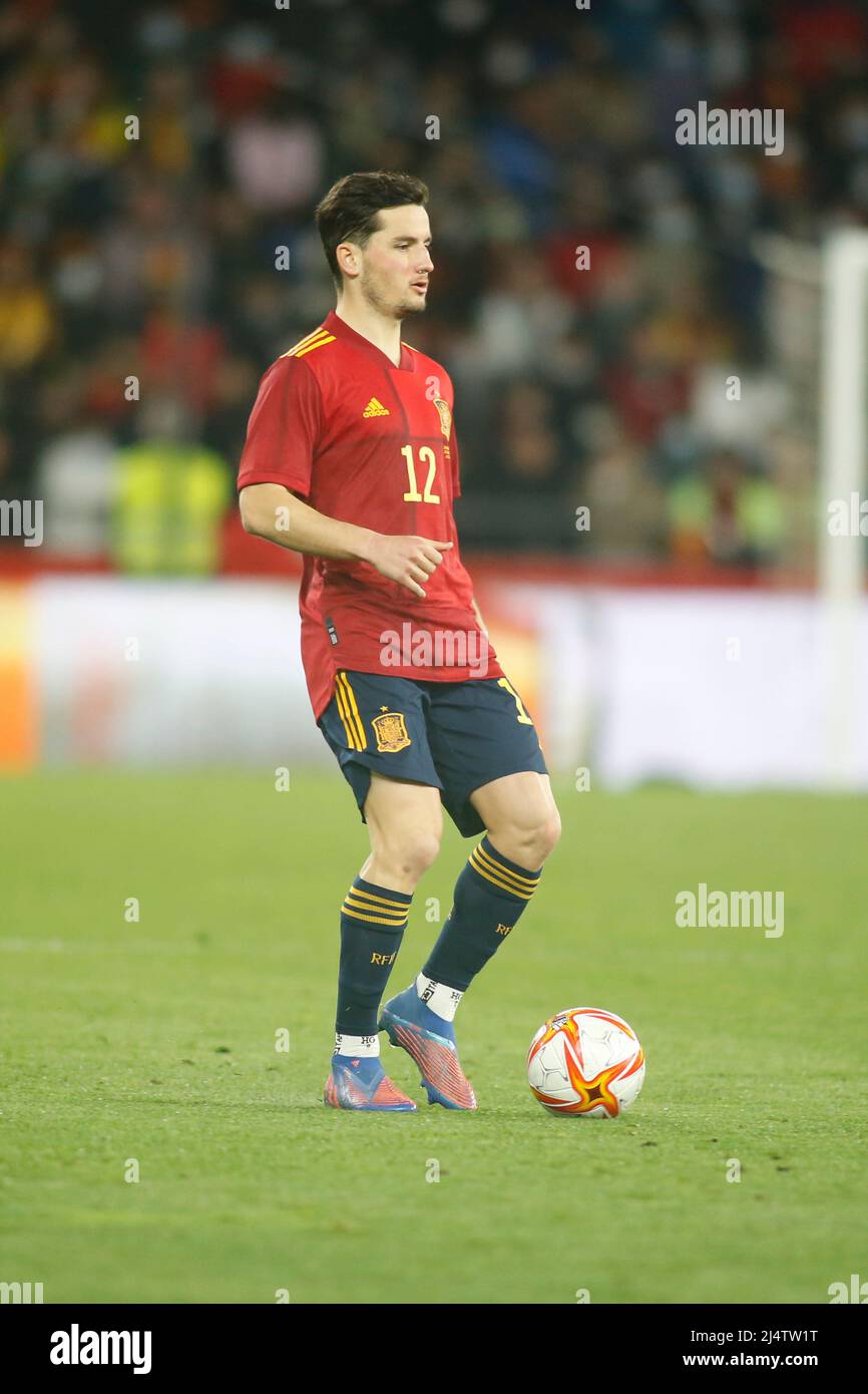 Hugo Guillamón Verteidiger Spaniens in Aktion während eines Freundschaftsspiels zwischen Spanien und Island im Stadion Riazor am 29. März 2022 in La Coruna, Spanien Stockfoto