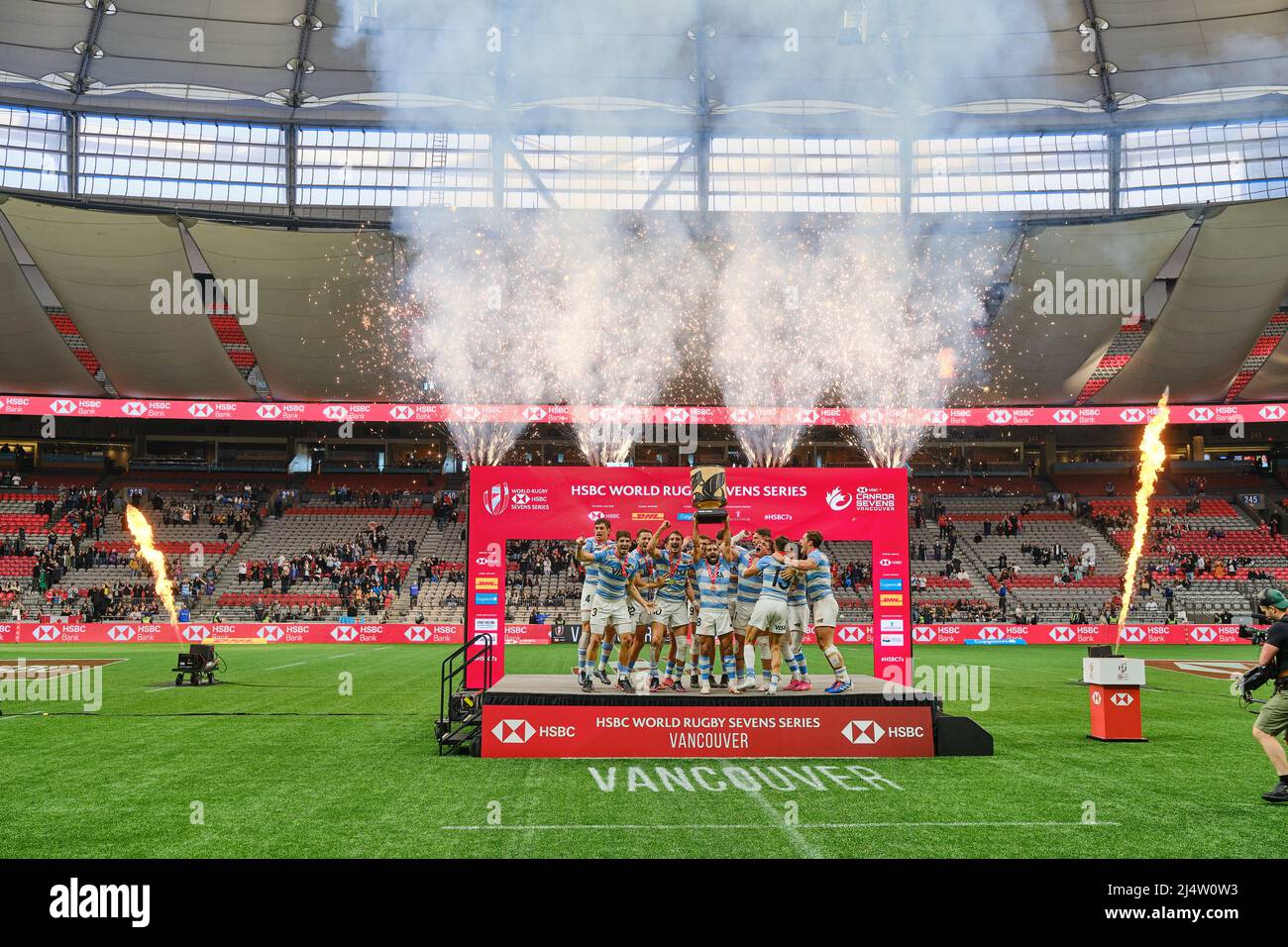 Vancouver, Kanada. 8.. März 2020. Argentinien feiert, nachdem es Fidschi beim HSBC World Rugby Sevens Series Finale am 2. Und 2022. Tag besiegt hat Stockfoto