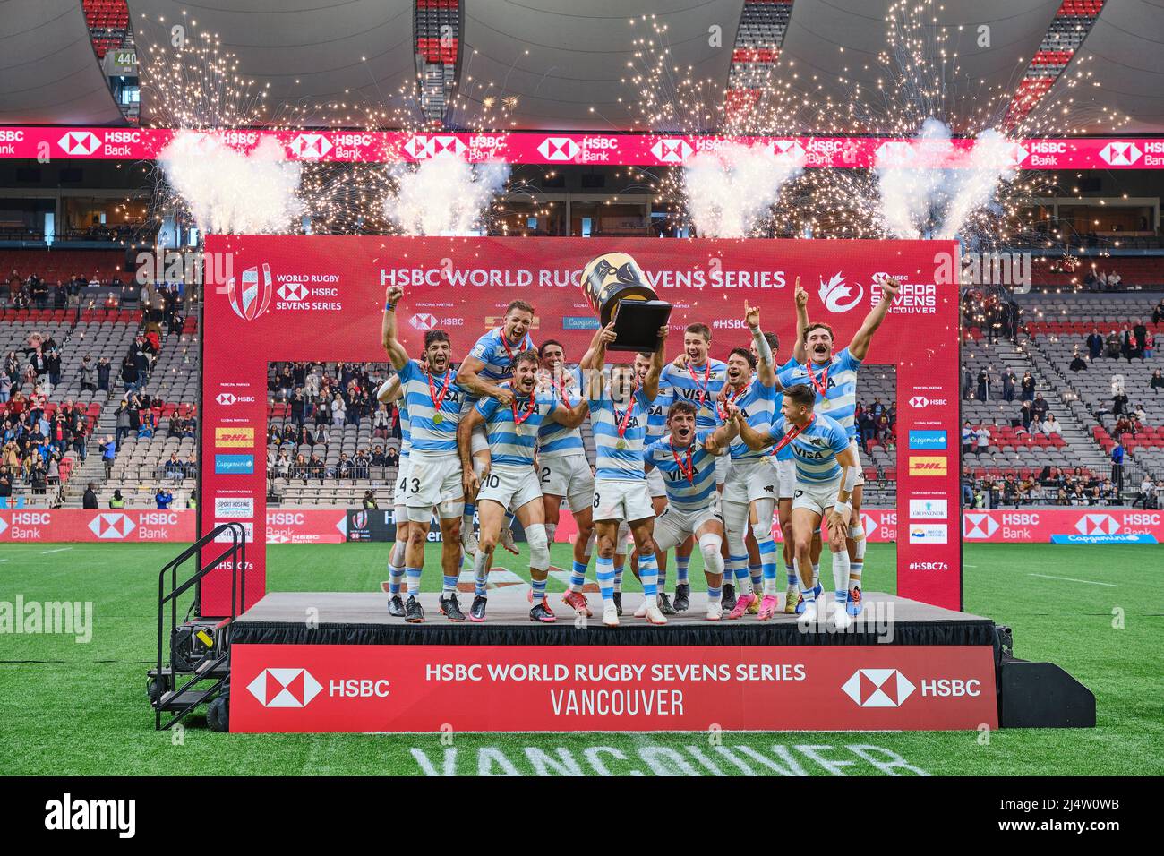 Vancouver, Kanada. 8.. März 2020. Argentinien feiert, nachdem es Fidschi beim HSBC World Rugby Sevens Series Finale am 2. Und 2022. Tag besiegt hat Stockfoto