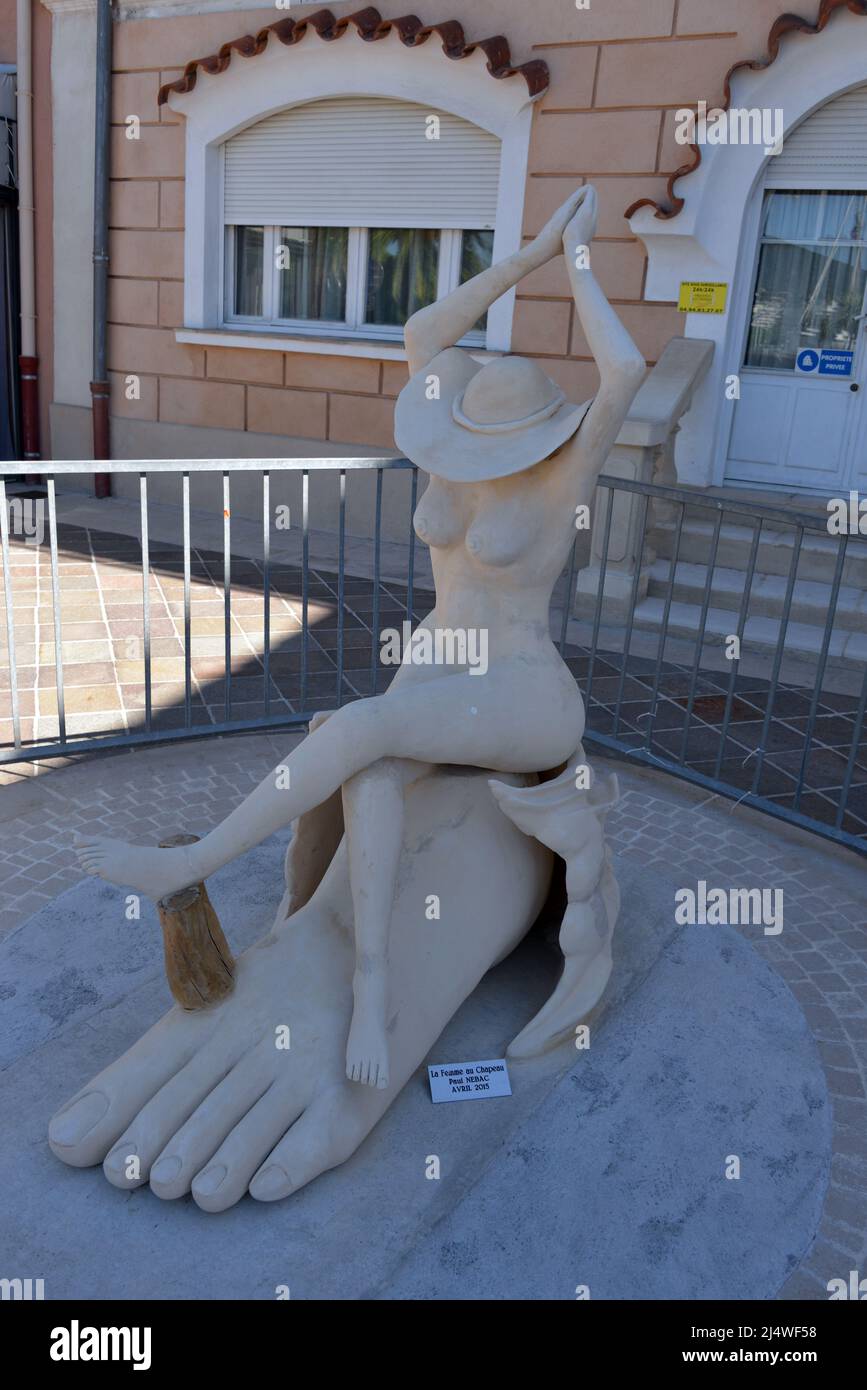 Die Frau mit einem Hut von Paul Nebac bei Ste Maxime Stockfoto