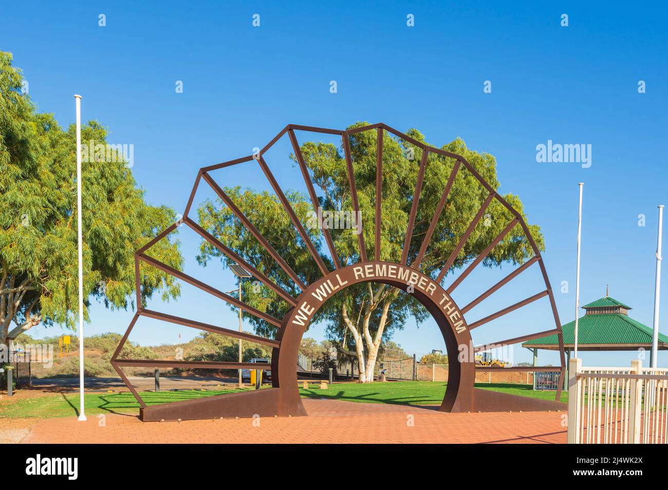 Wir werden uns an sie erinnern Denkmal für gefallene Soldaten, Onslow, Pilbara, Western Australia, WA, Australien Stockfoto