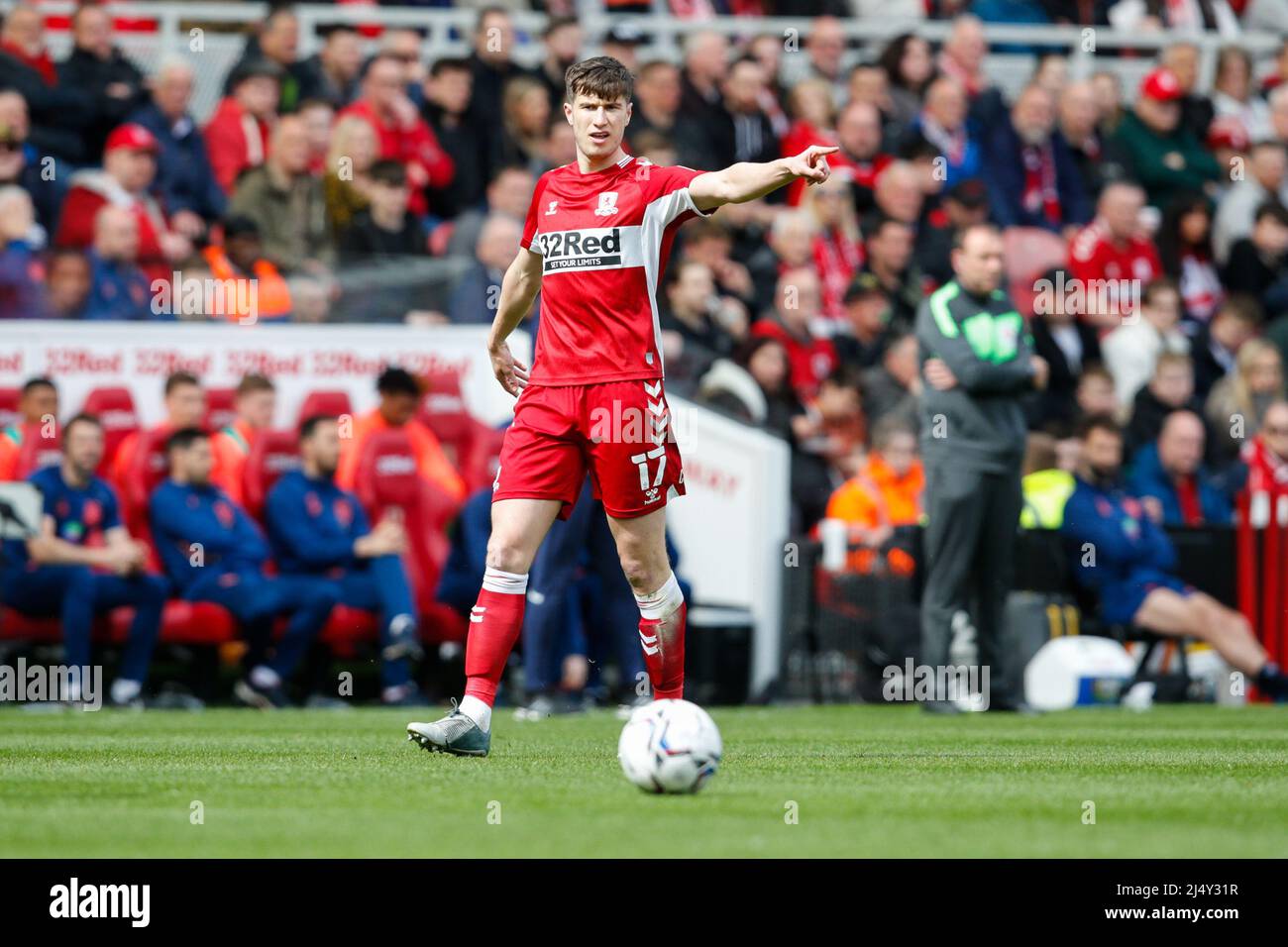 Middlesbrough, Großbritannien. 18. April 2022. Paddy McNair #17 von Middlesbrough in Middlesbrough, Vereinigtes Königreich am 4/18/2022. (Foto von Ben Early/News Images/Sipa USA) Quelle: SIPA USA/Alamy Live News Stockfoto