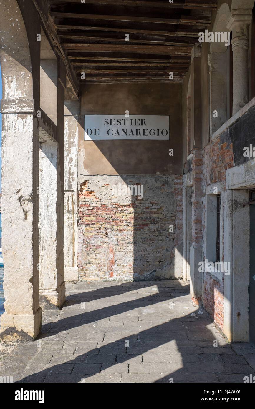 Sestier de Cannaregio Schild Venedig Italien Stockfoto