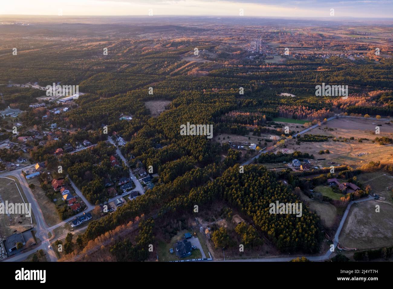 Luftaufnahme der Landschaft des Jura Krakowsko czestochowska in Polen Stockfoto