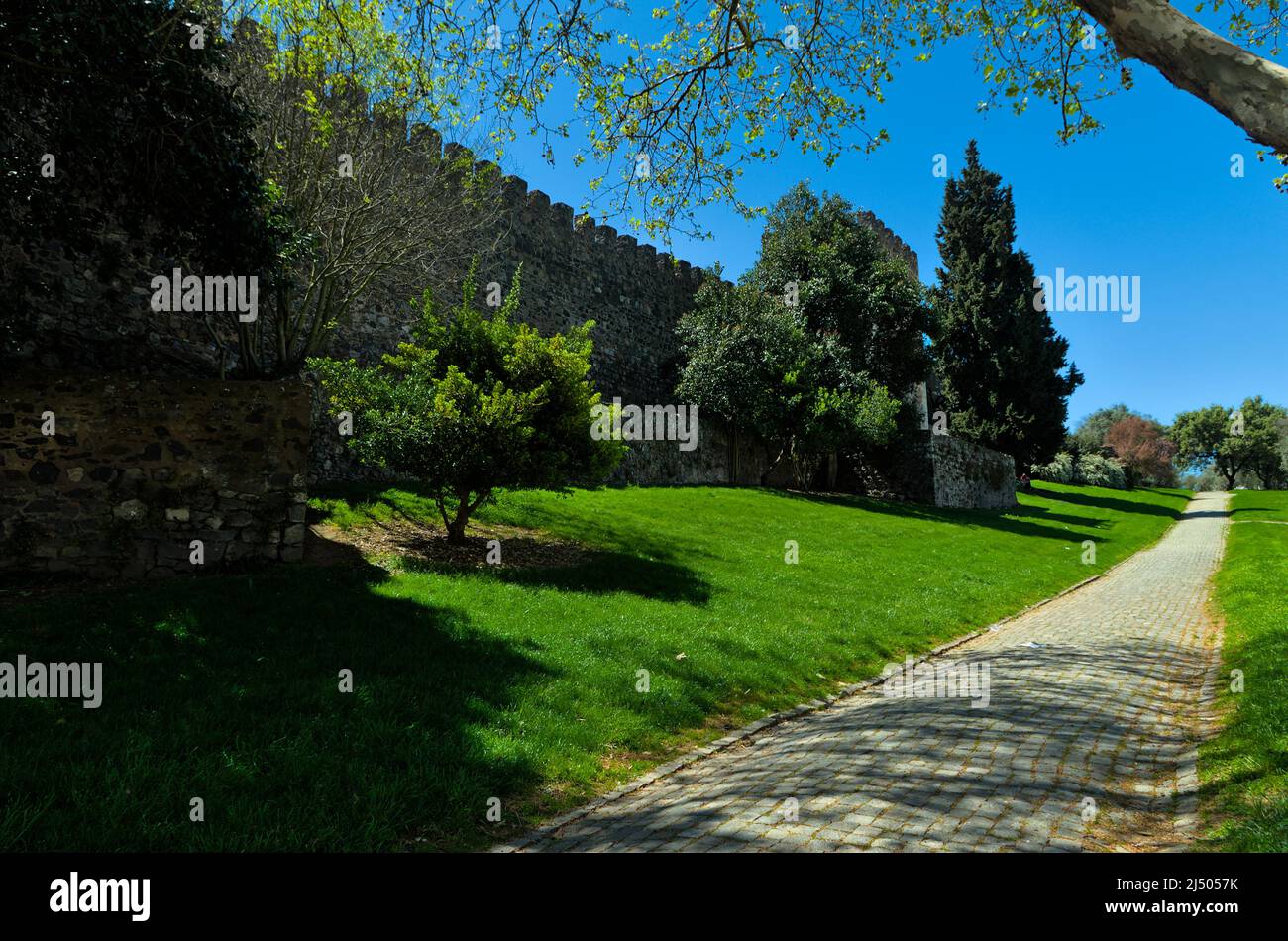 Außenmauern der mittelalterlichen Burg von Beja in Alentejo, Portugal Stockfoto