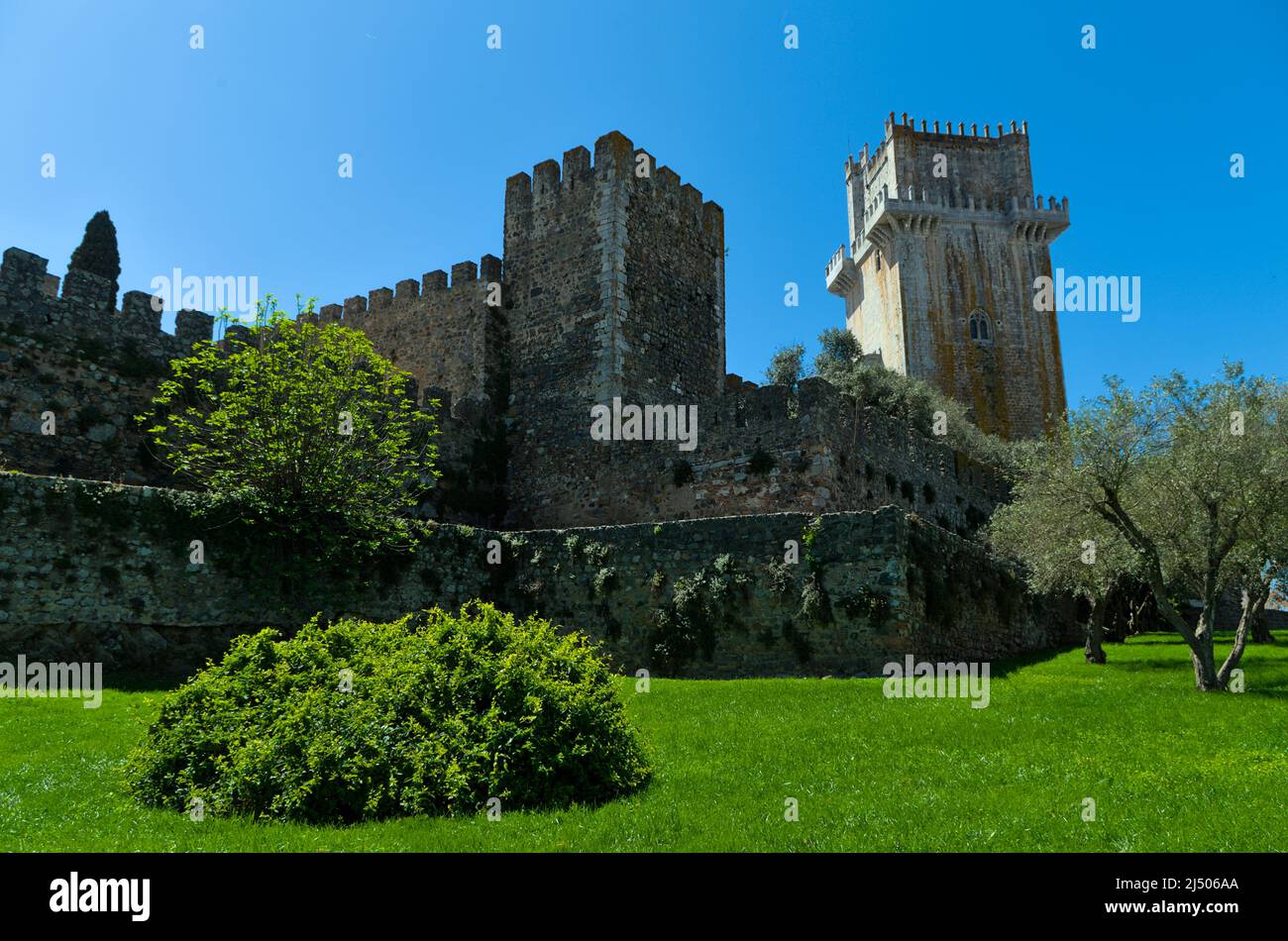 Außenmauern der mittelalterlichen Burg von Beja in Alentejo, Portugal Stockfoto
