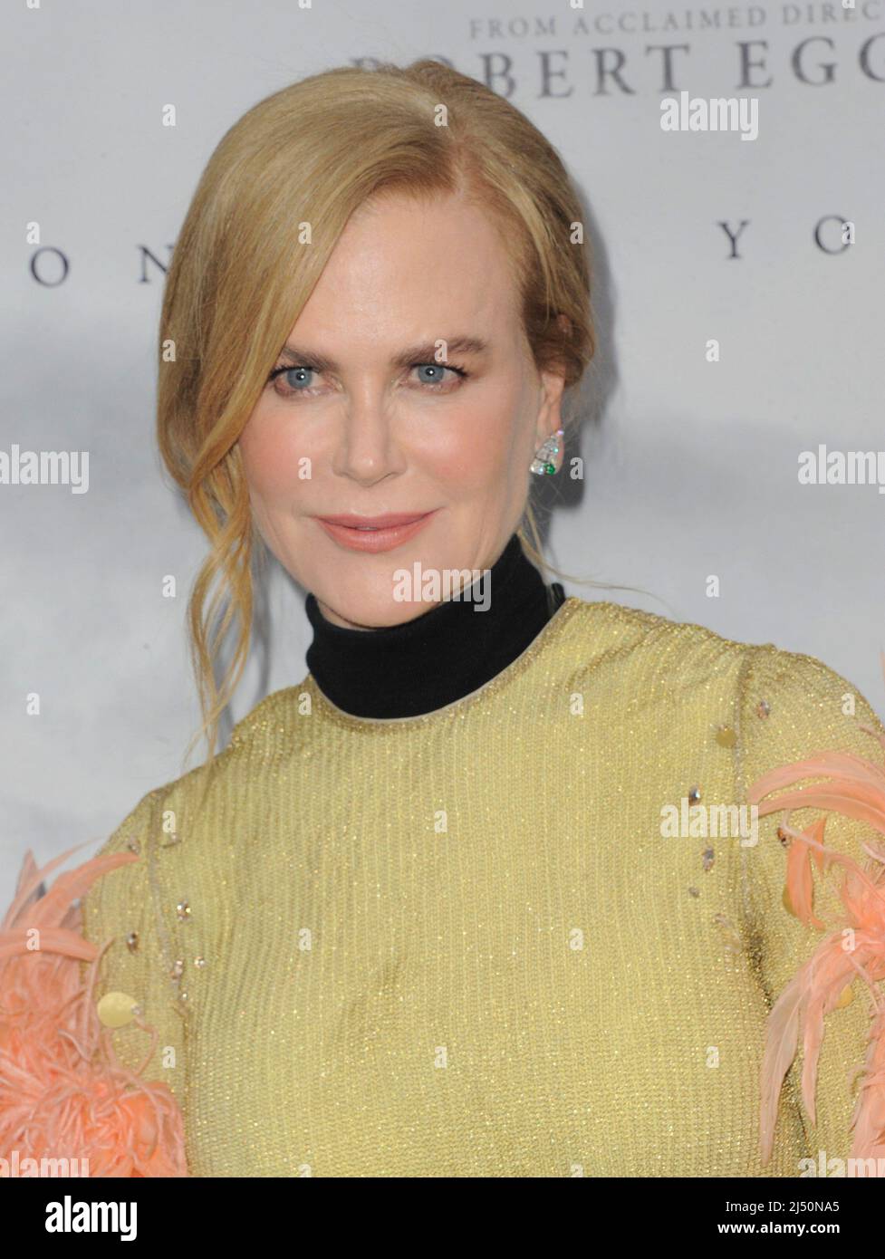 Los Angeles, Kalifornien. 18. April 2022. Nicole Kidman bei der Ankunft für DIE NORTHMAN-Premiere, TCL Chinese Theatre, Los Angeles, CA, 18. April 2022. Kredit: Elizabeth Goodenough/Everett Collection/Alamy Live Nachrichten Stockfoto
