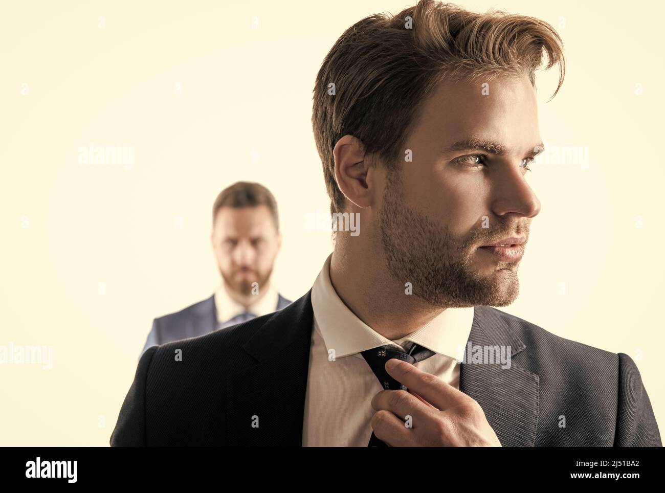 Wirklich gut aussehend. Porträt eines professionellen Mannes. Kopfporträt. Junger Geschäftsmann Stockfoto