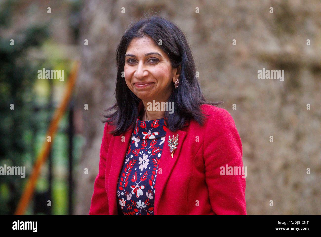 London, Großbritannien. 19. April 2022. Suella Braverman, Generalanwältin, in der Downing Street für eine Kabinettssitzung. Kredit: Karl Black/Alamy Live Nachrichten Stockfoto