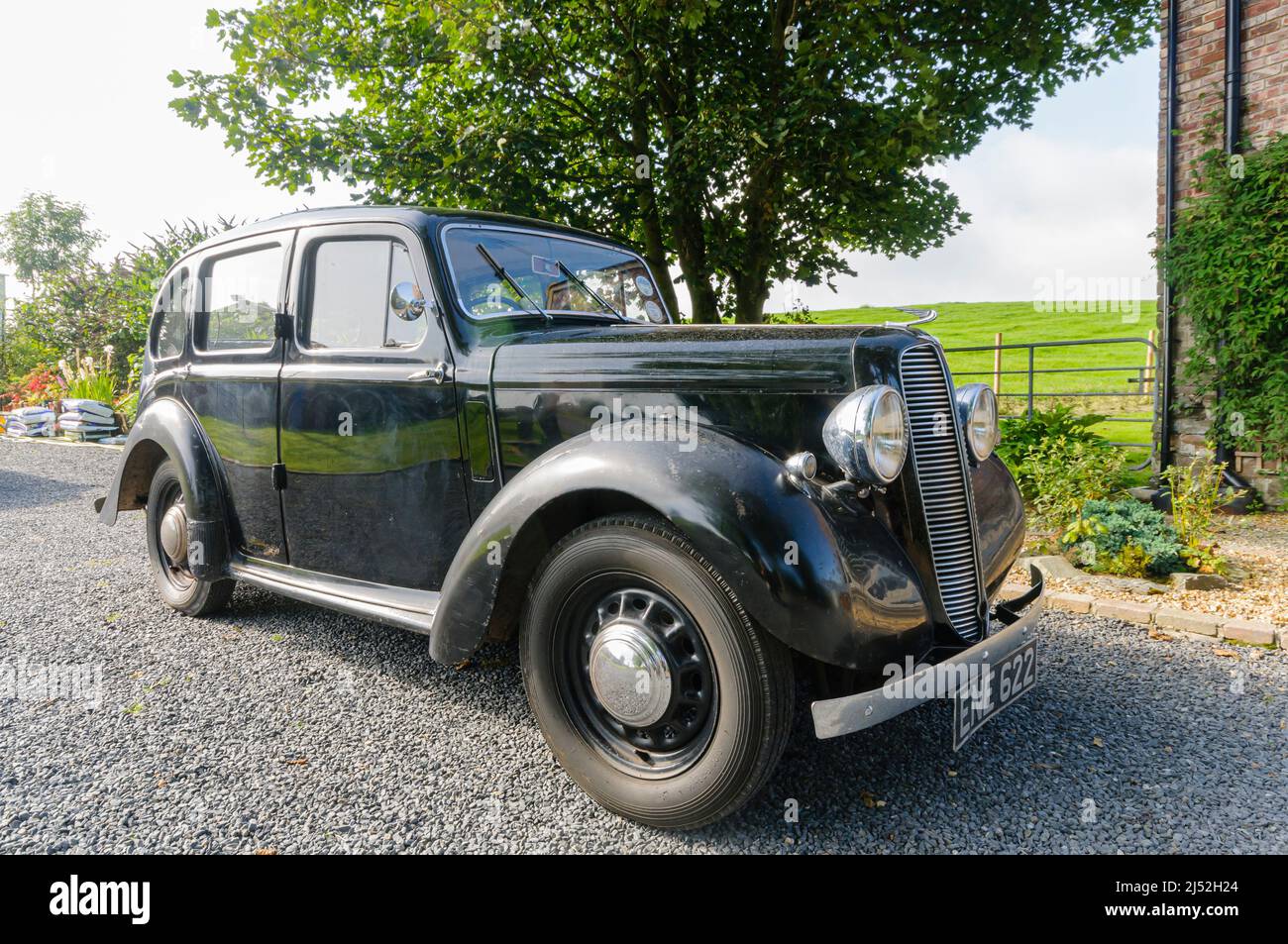 Schwarze Limousine mit 1938 Hillman Minx Stockfoto