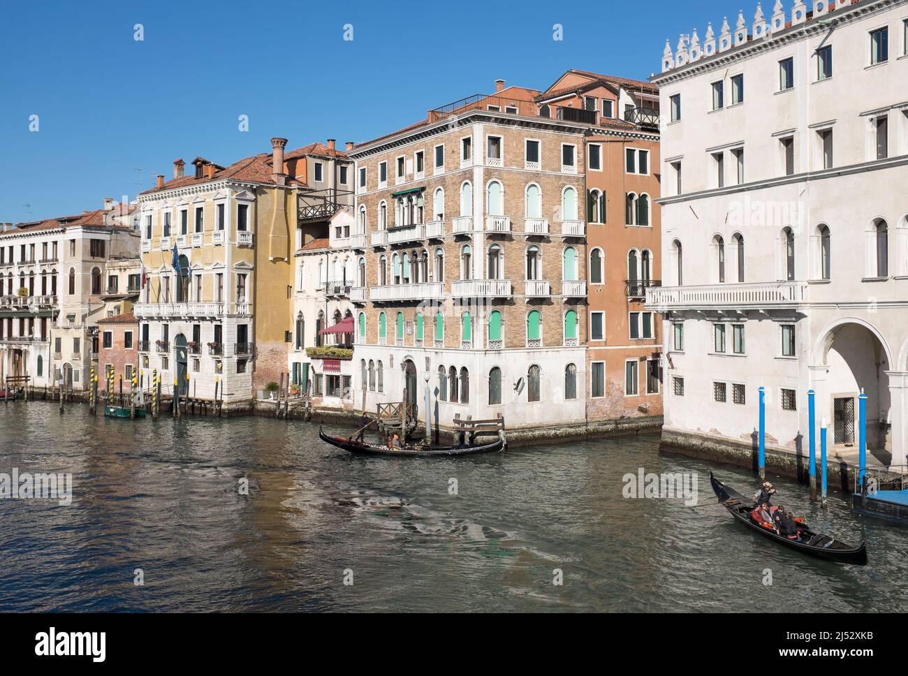 Blick auf den Canale Grande oder die Rialtobrücke Venedig Italien Stockfoto