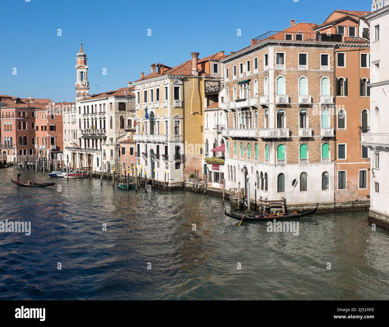 Blick auf den Canale Grande oder die Rialtobrücke Venedig Italien Stockfoto
