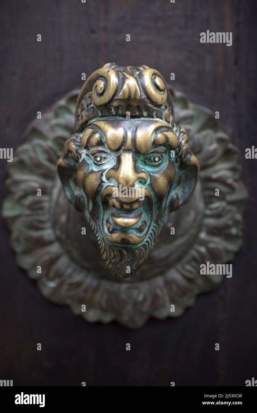 Kunstvolle Messing Tür Ziehen Venedig Italien Stockfoto