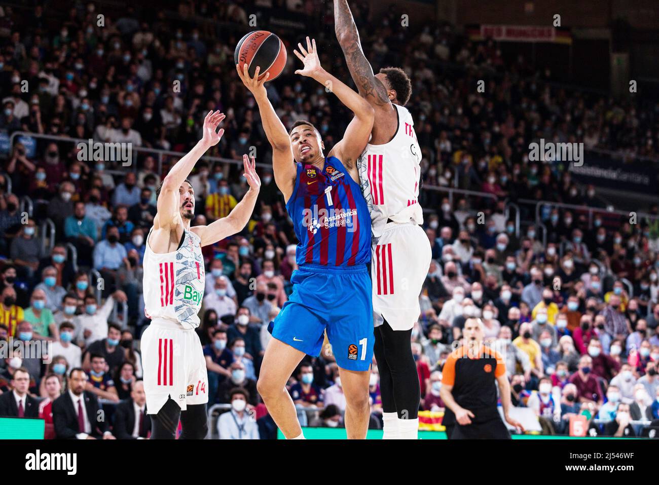 Barcelona, Spanien - 19. April 2022, Dante Exum vom FC Barcelona während des EuroLeague-Basketballspiels der Turkish Airlines Play Off Game 1 zwischen dem FC Barcelona und dem FC Bayern München am 19. April 2022 im Palau Blaugrana in Barcelona, Spanien - Foto: Javier Borrego/DPPI/LiveMedia Stockfoto