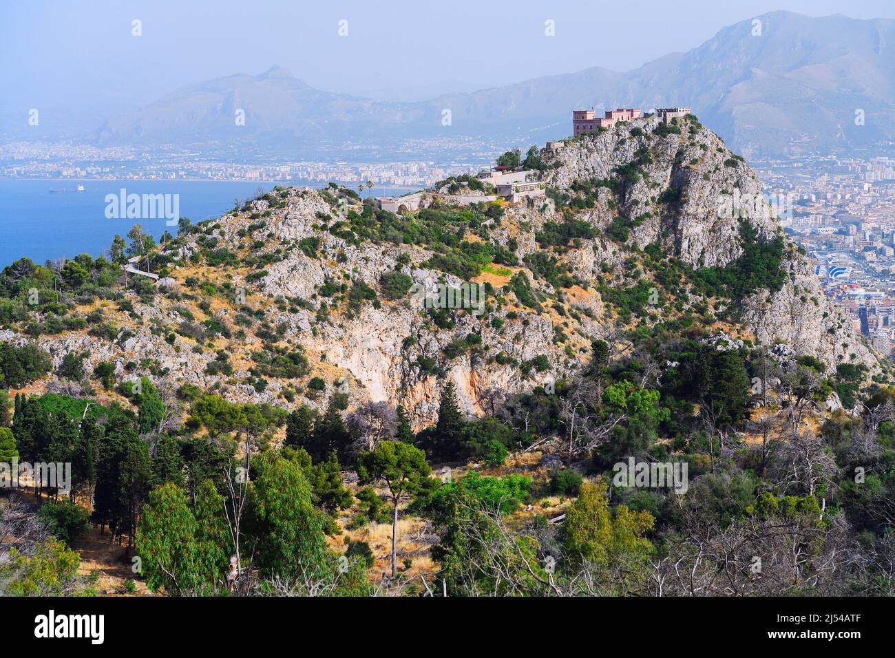 Castello Utveggio auf dem Monte Pellegrino, Italien, Sicilia, Palermo Stockfoto