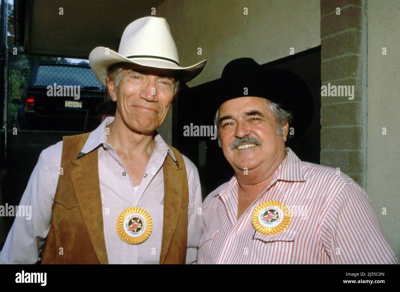Joe Campanella und James Doohan um die 1980er Jahre Credit: Ralph Dominguez/MediaPunch Stockfoto