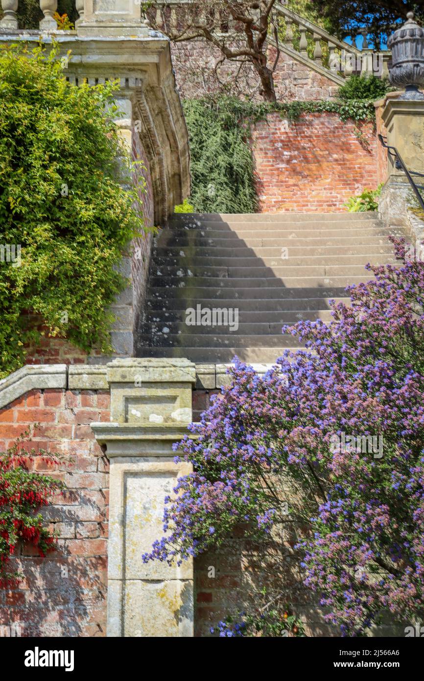 Gartentreppe / Treppe / Garten / Powis Castle and Gardens Stockfoto