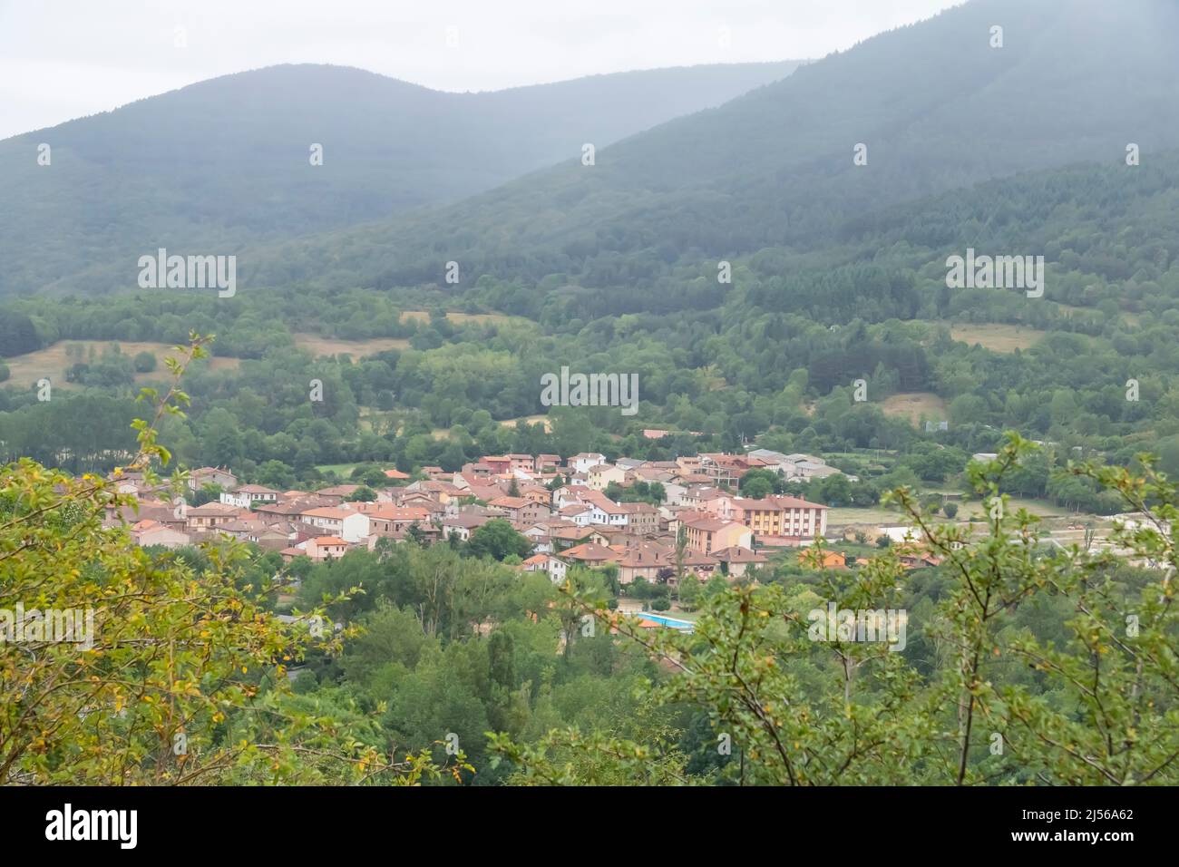 Valgañon ist ein kleines Dorf in der spanischen Provinz La Rija. Stockfoto