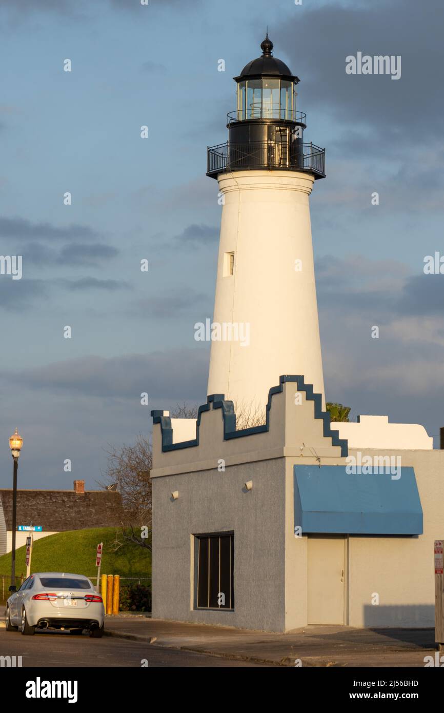 Der Leuchtturm von Port Isabel wurde 1852 auf Point Isabel in Port Isabel, Texas, aus Ziegelsteinen erbaut. Sie ist 82 Meter groß. Stockfoto