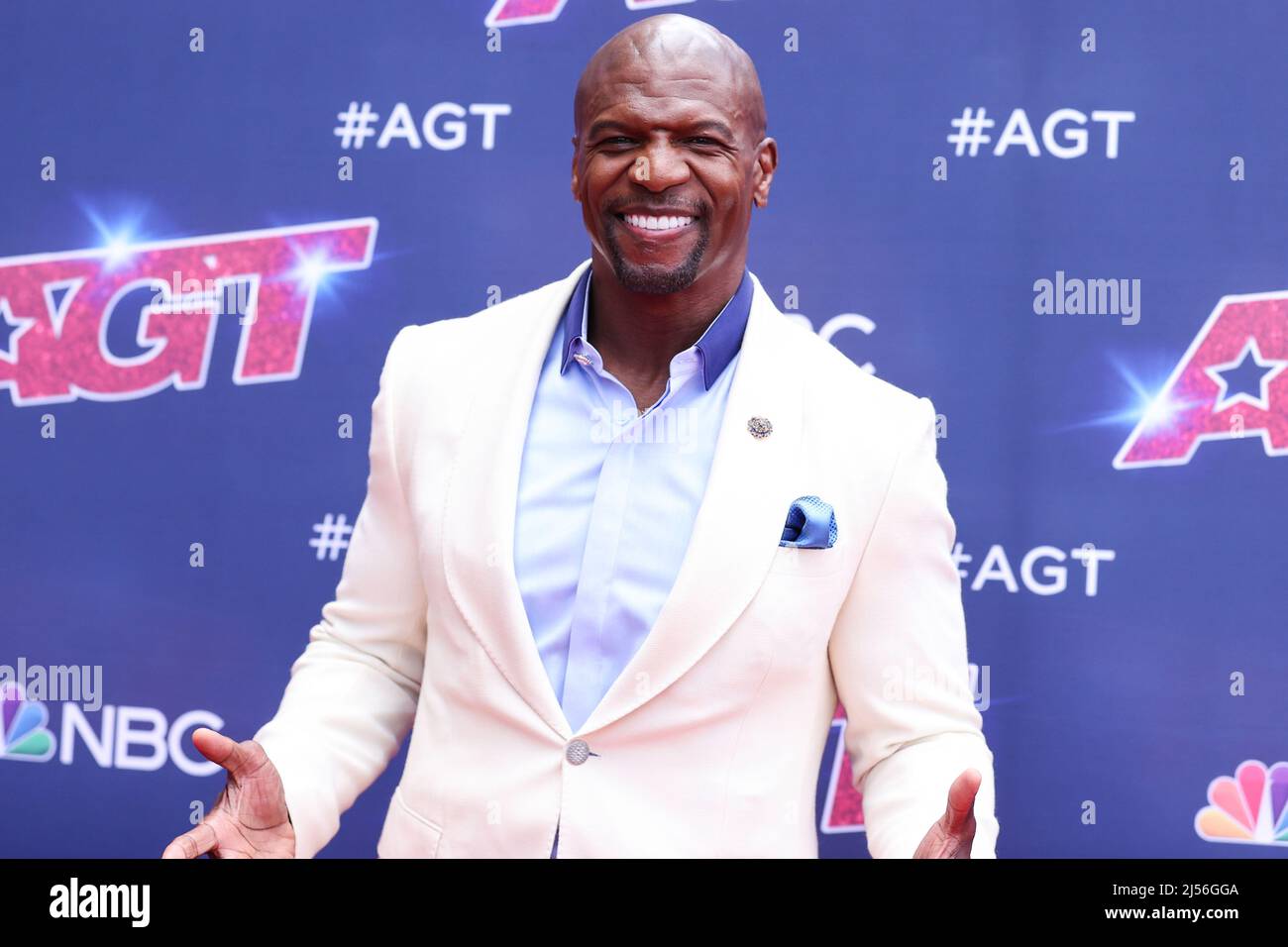 Pasadena, Usa. 20. April 2022. PASADENA, LOS ANGELES, KALIFORNIEN, USA - 20. APRIL: Der amerikanische Schauspieler Terry Crews kommt bei der „America's Got Talent“-Saison 17 des „Red Carpet“ von NBC an, die am 20. April 2022 im Pasadena Civic Auditorium in Pasadena, Los Angeles, Kalifornien, USA, stattfand. (Foto von Xavier Collin/Image Press Agency) Quelle: Image Press Agency/Alamy Live News Stockfoto